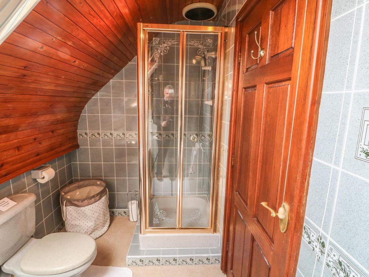 Cae Glas Ллангевні Екстер'єр фото